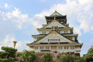 連休に静かに楽しめる観光地はどこですか？